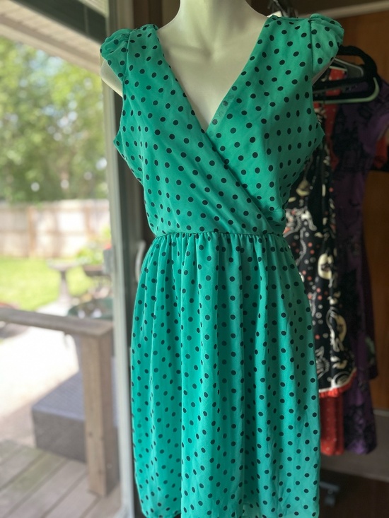 Modcloth Dresses & Skirts - ModCloth Retro Polka dot dress!